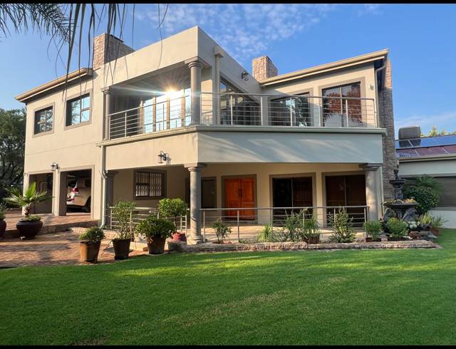 4 BEDROOM GOLF ESTATE FOR SALE IN RUIMSIG